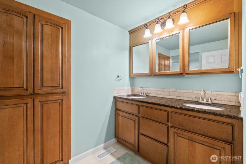 Property photo for 7826 Agate Drive Sw, Lakewood photo 22