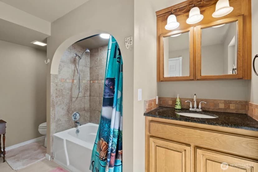 Property photo for 7826 Agate Drive Sw, Lakewood photo 20