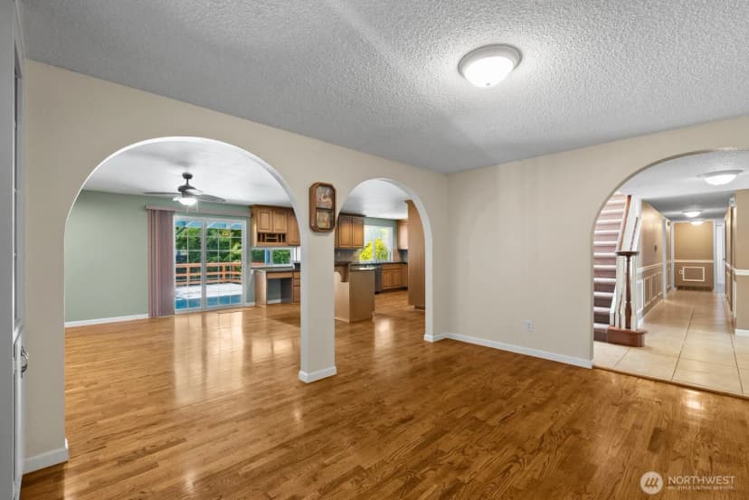 Property photo for 7826 Agate Drive Sw, Lakewood photo 8