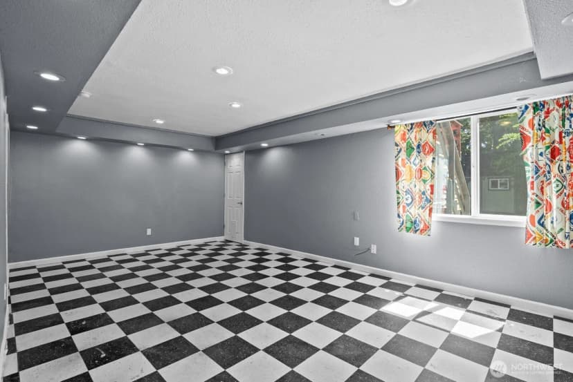 Property photo for 7826 Agate Drive Sw, Lakewood photo 29