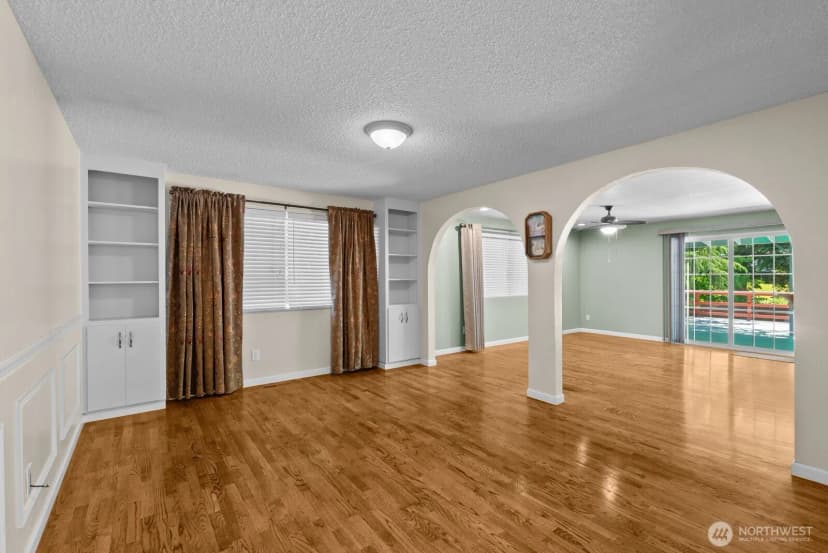 Property photo for 7826 Agate Drive Sw, Lakewood photo 10