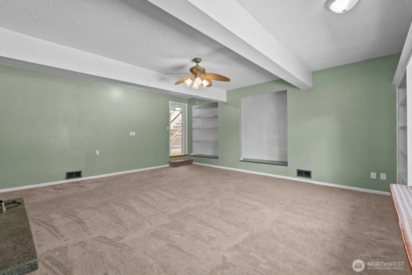 Property photo for 7826 Agate Drive Sw, Lakewood photo 7