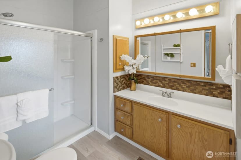 Property photo for 1427 100th Street Sw #8, Everett photo 18