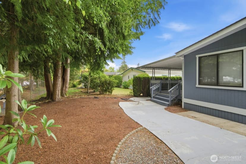Property photo for 1427 100th Street Sw #8, Everett photo 26