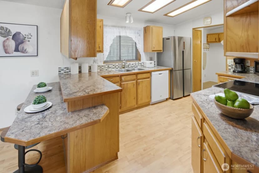 Property photo for 1427 100th Street Sw #8, Everett photo 10