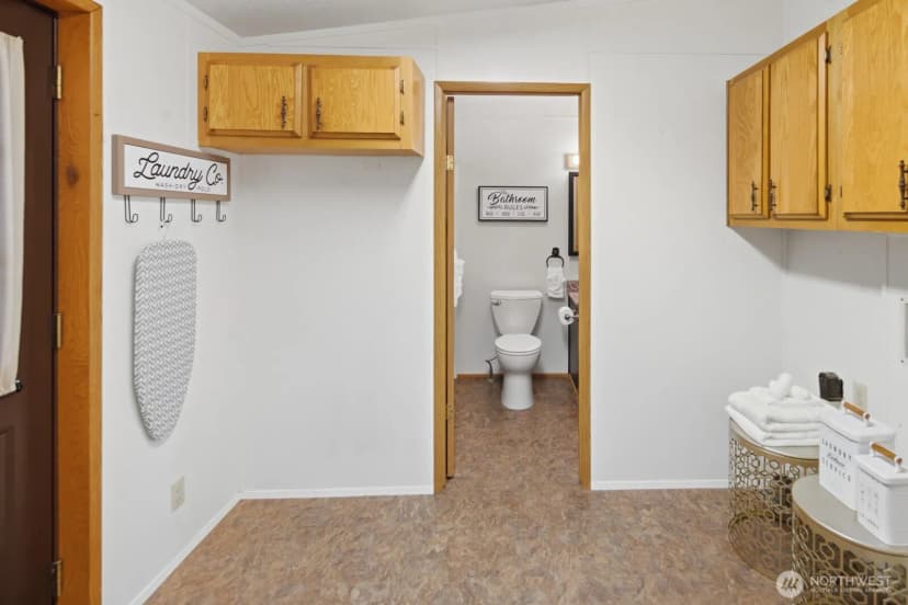 Property photo for 1427 100th Street Sw #8, Everett photo 15