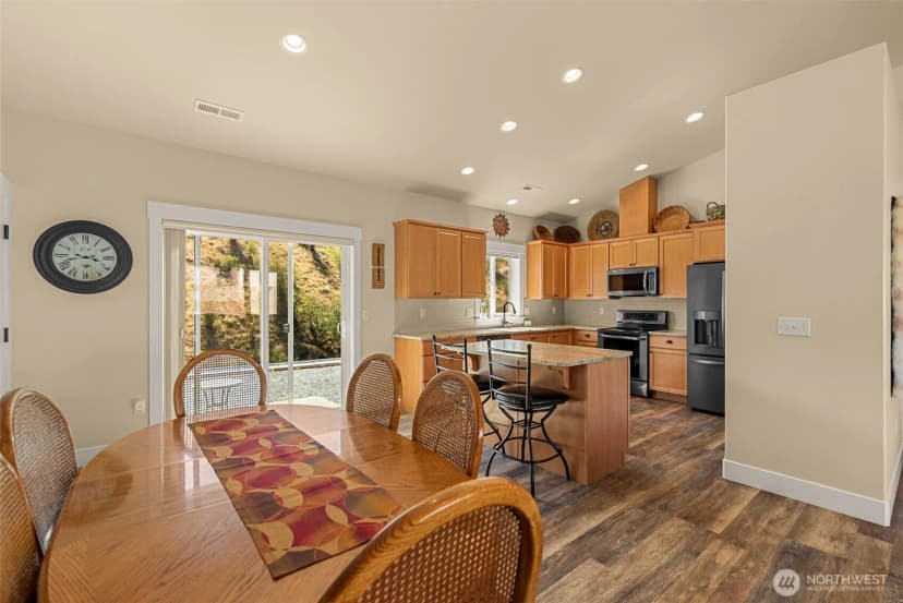 Property photo for 9973 Saska Way, Entiat photo 13