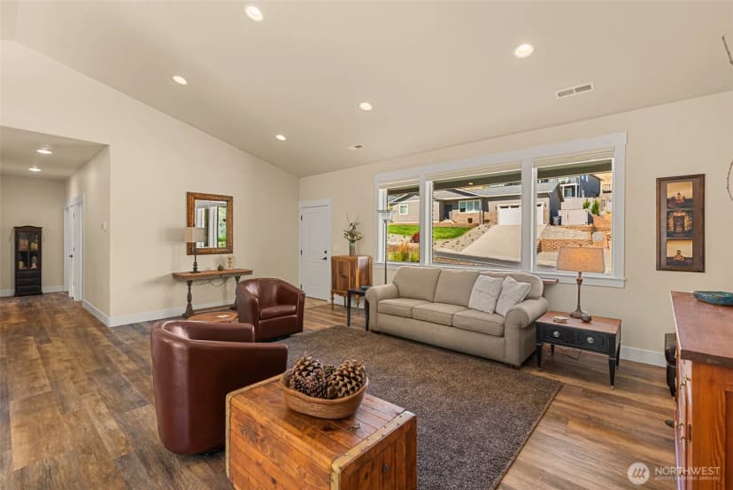 Property photo for 9973 Saska Way, Entiat photo 10