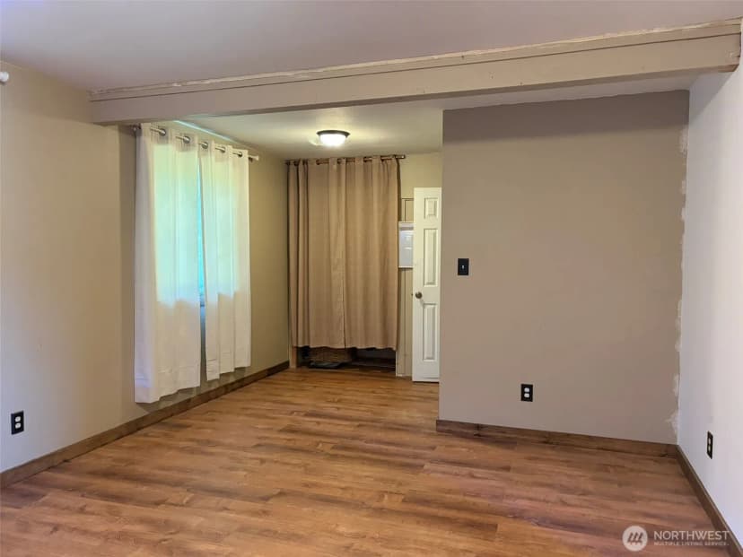 Property photo for 88 Little Bear Road, Republic photo 14