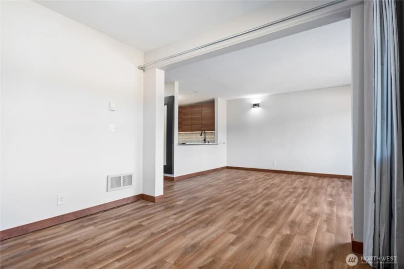 Property photo for 325 Division Street #202, Leavenworth photo 14