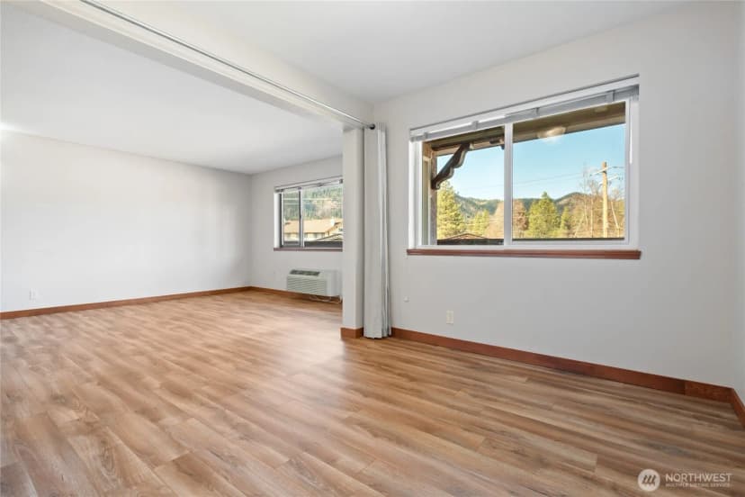 Property photo for 325 Division Street #202, Leavenworth photo 15