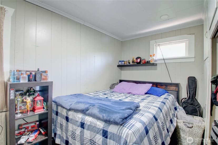 Property photo for 3312 E College Way, Mount Vernon photo 11