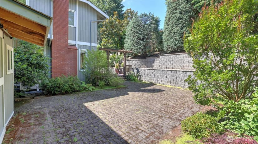 Property photo for 6163 93rd Avenue Se, Mercer Island photo 37