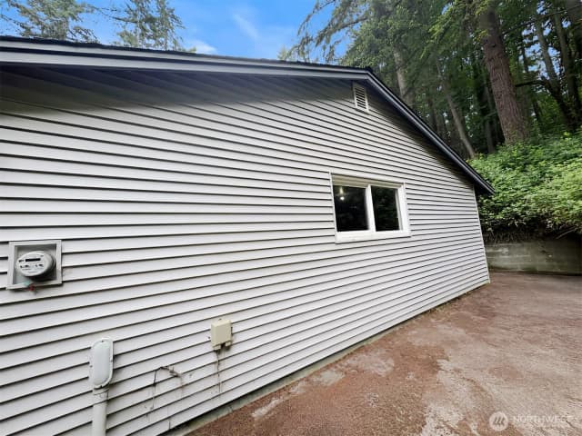 Property photo for 24404 Se Mirrormont Boulevard, Issaquah photo 5