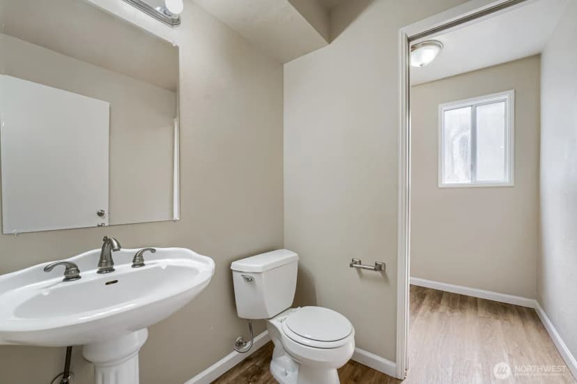 Property photo for 22206 Se 250th Street, Maple Valley photo 15