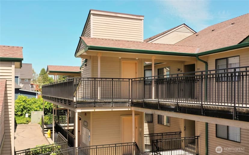 Property photo for 101 Pine Avenue #306, Snohomish photo 30