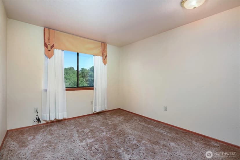 Property photo for 101 Pine Avenue #306, Snohomish photo 24