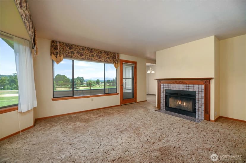 Property photo for 101 Pine Avenue #306, Snohomish photo 11