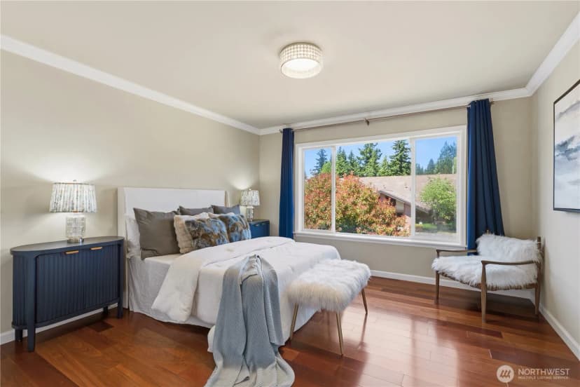 Property photo for 16105 Northup Way, Bellevue photo 34