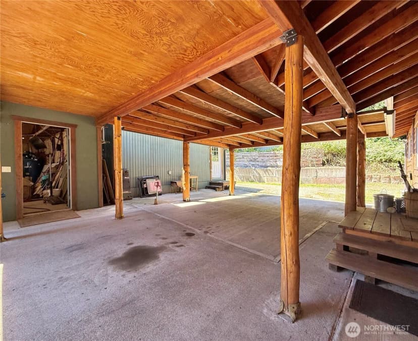 Property photo for 111 1st Street, Morton photo 17