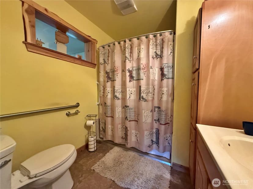 Property photo for 111 1st Street, Morton photo 6