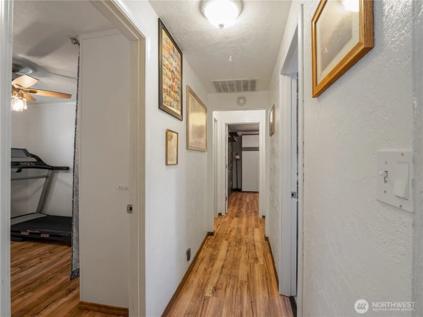 Property photo for 33620 45th Avenue Ct E, Eatonville photo 10
