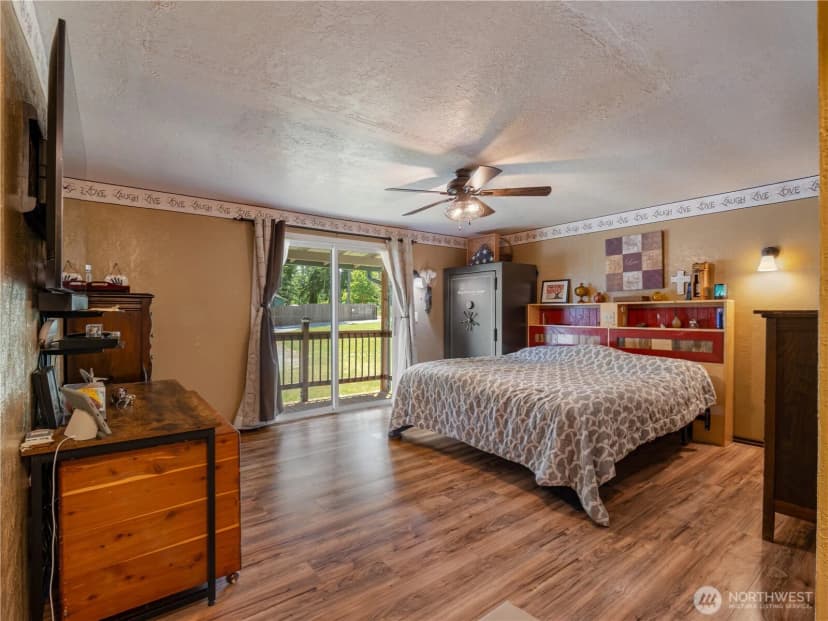 Property photo for 33620 45th Avenue Ct E, Eatonville photo 16