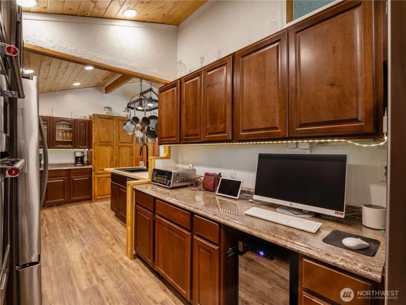 Property photo for 33620 45th Avenue Ct E, Eatonville photo 6