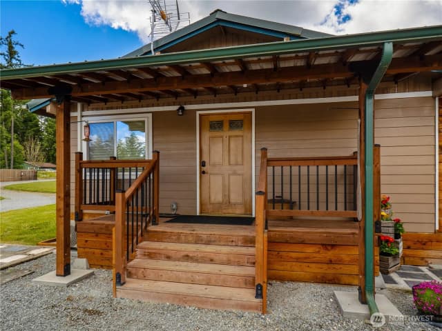 Property photo for 33620 45th Avenue Ct E, Eatonville photo 2