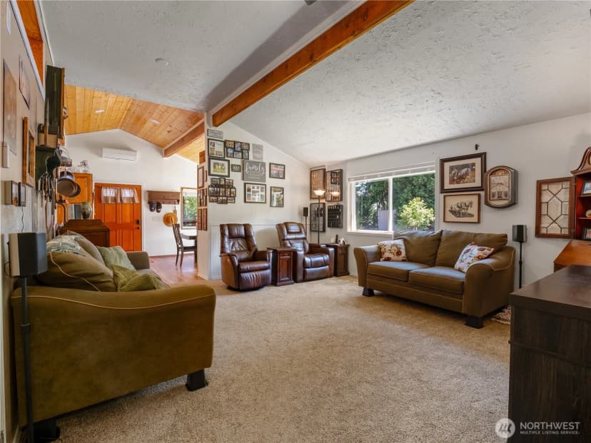 Property photo for 33620 45th Avenue Ct E, Eatonville photo 9