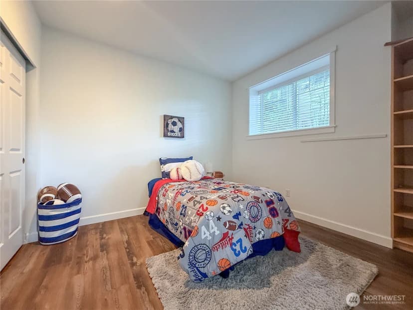 Property photo for 12208 Ne 24th Street #124, Bellevue photo 18