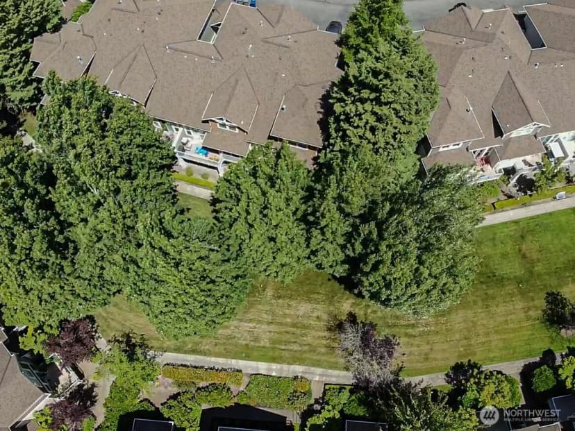 Property photo for 12208 Ne 24th Street #124, Bellevue photo 26