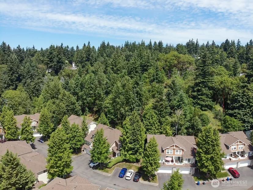 Property photo for 12208 Ne 24th Street #124, Bellevue photo 29