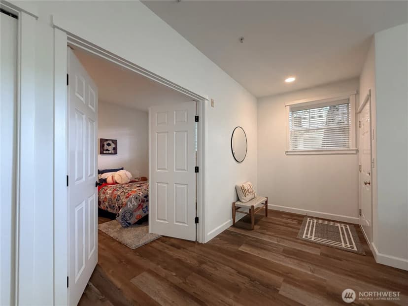 Property photo for 12208 Ne 24th Street #124, Bellevue photo 17