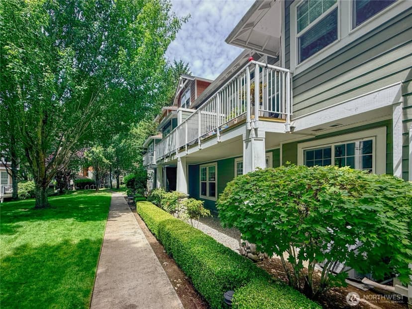 Property photo for 12208 Ne 24th Street #124, Bellevue photo 23