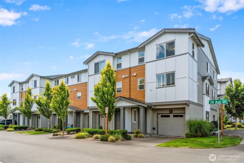 Property photo for 19315 36th Avenue Se #f, Bothell