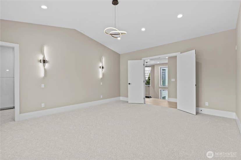 Property photo for 20921 1st Place S, Des Moines photo 31