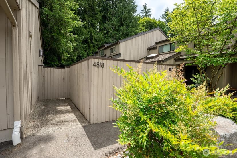 Property photo for 4818 102nd Lane Ne #31, Kirkland photo 32