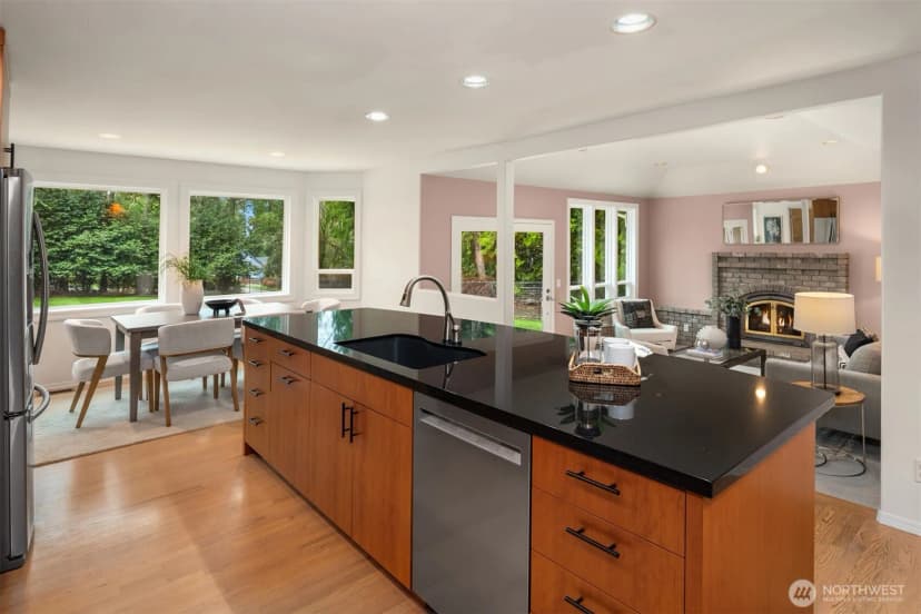 Property photo for 16005 Ne 160th Street, Woodinville photo 11