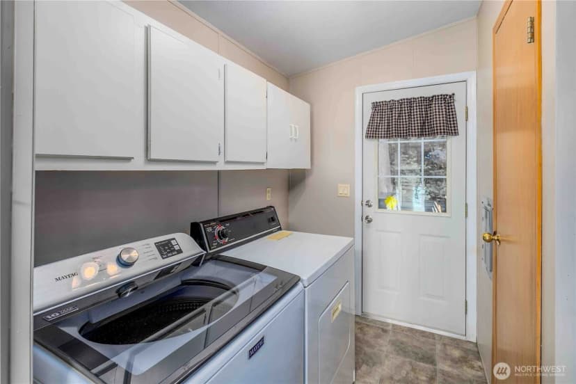 Property photo for 7380 Woodland Road, Ferndale photo 34