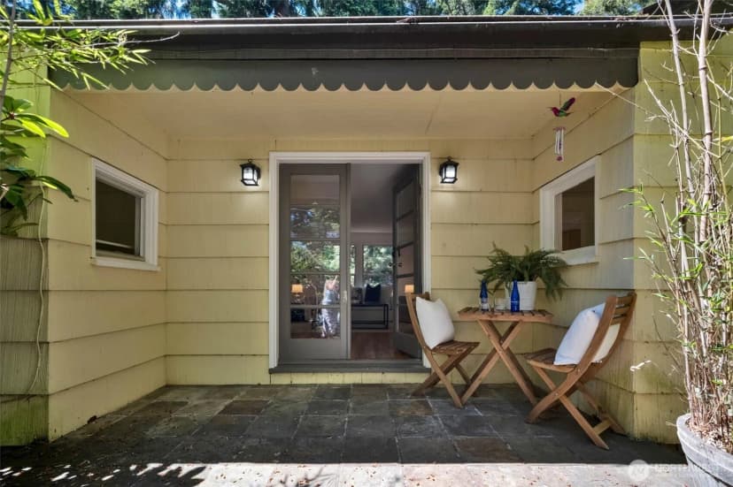 Property photo for 13753 Stone Avenue N, Seattle