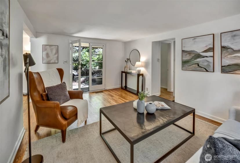 Property photo for 13753 Stone Avenue N, Seattle photo 8
