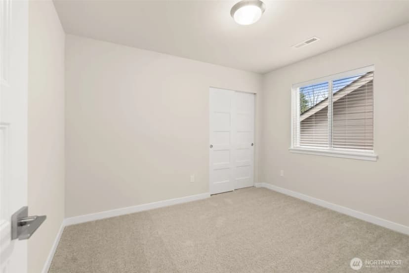 Property photo for 9002 Wyatt Court Se, Tumwater photo 16