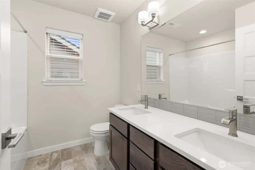 Property photo for 9002 Wyatt Court Se, Tumwater photo 19
