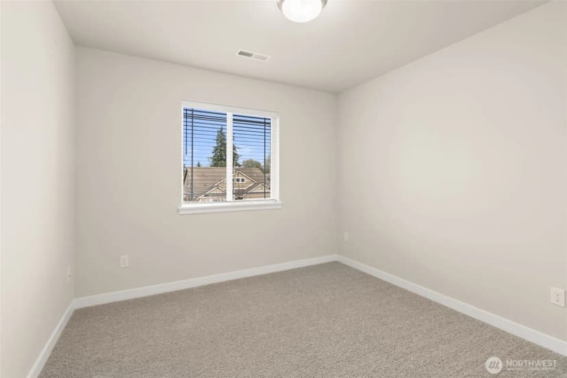 Property photo for 9002 Wyatt Court Se, Tumwater photo 17