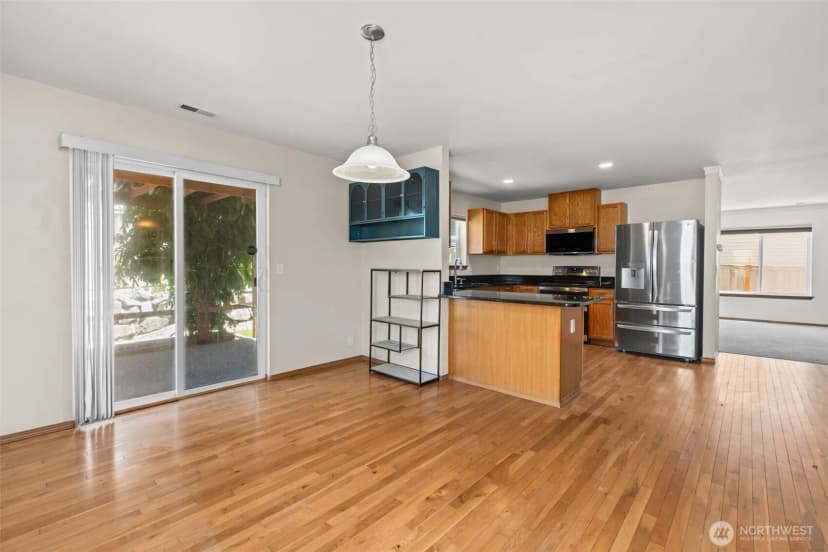 Property photo for 1709 202nd Street E, Spanaway photo 10