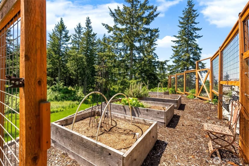 Property photo for 4320 Samish Crest Drive, Bellingham photo 36