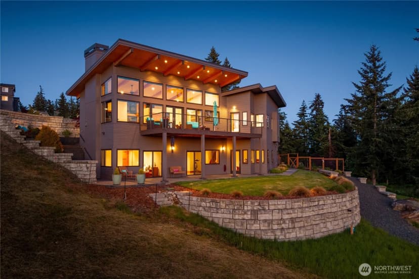 Property photo for 4320 Samish Crest Drive, Bellingham photo 2