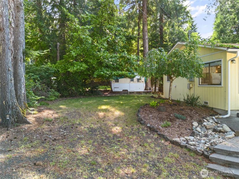 Property photo for 71 E Case Place W, Shelton photo 30