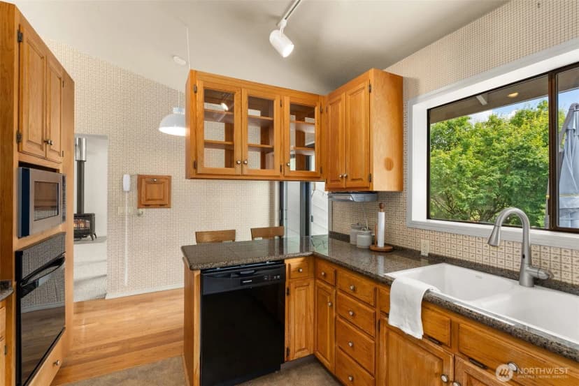 Property photo for 1677 North Fork Road, Chehalis photo 10